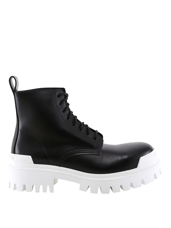 Balenciaga - Strike combat boots - ankle boots - 589338WA9671090