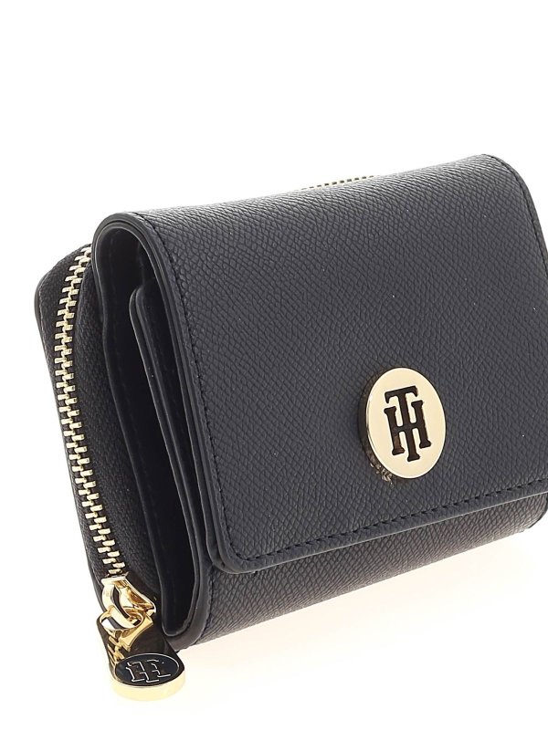 purse tommy hilfiger