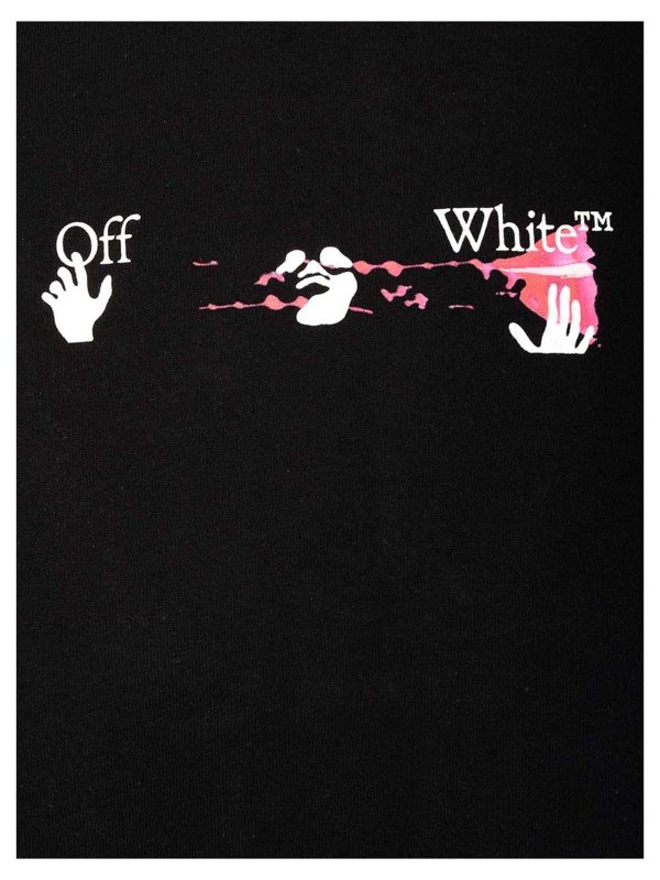 Acrylic Arrow T-shirt in black 