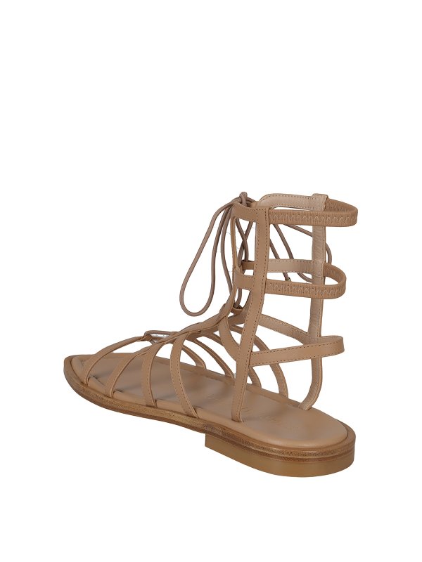 stuart weitzman kora