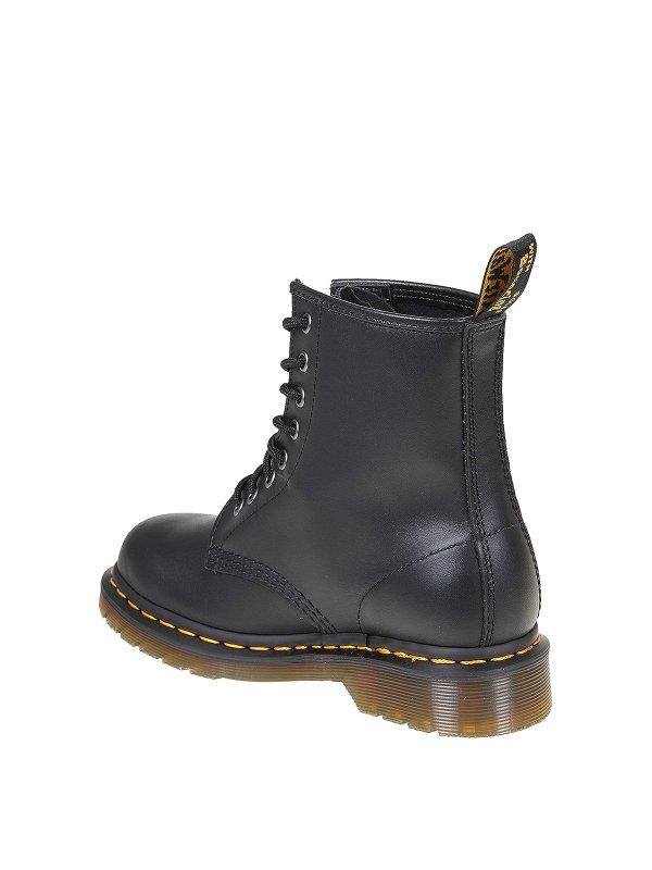 1460 combat boot doc marten