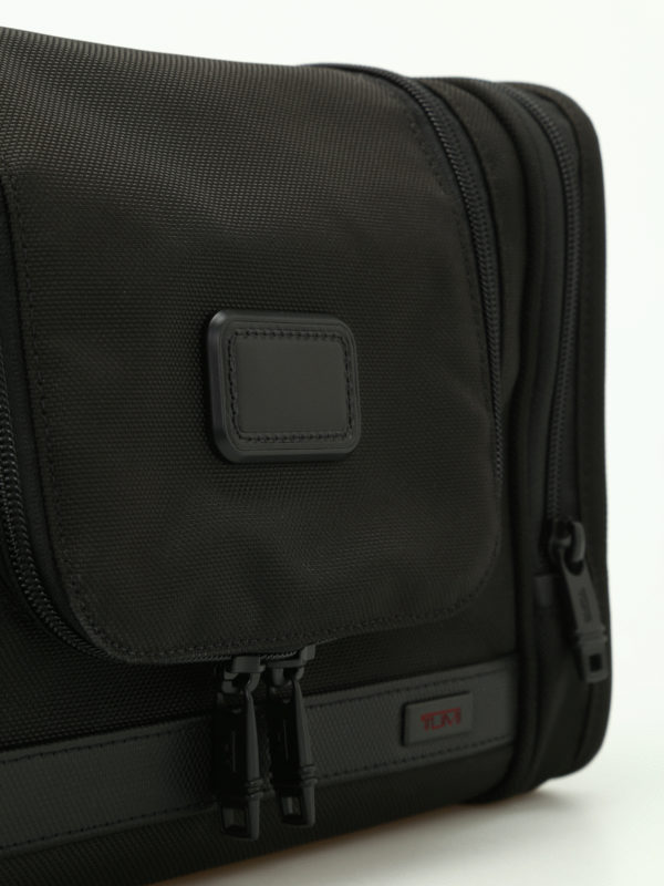 tumi alpha 2 toiletry bag