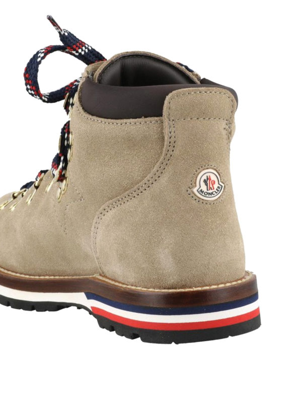 moncler blanche boot