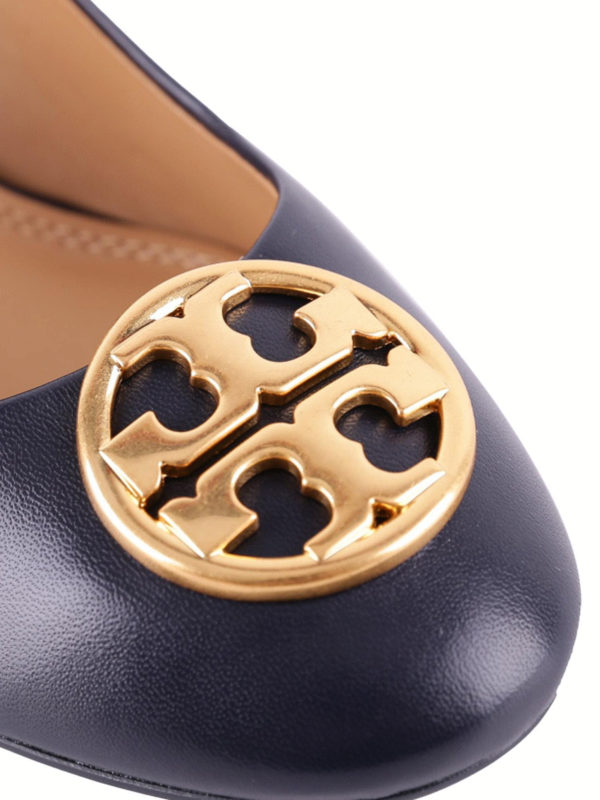 tory burch navy pumps