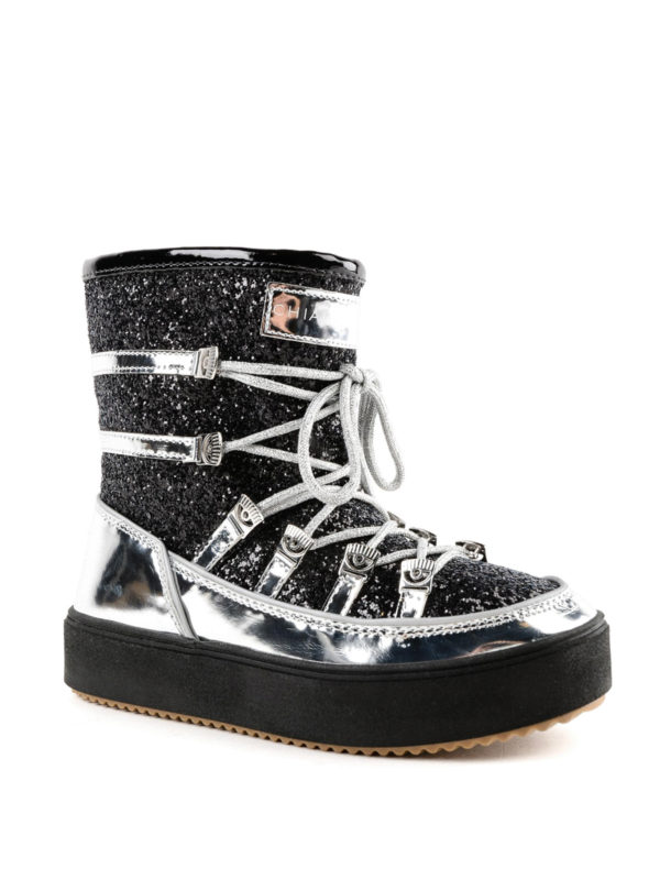 chiara ferragni boots snow