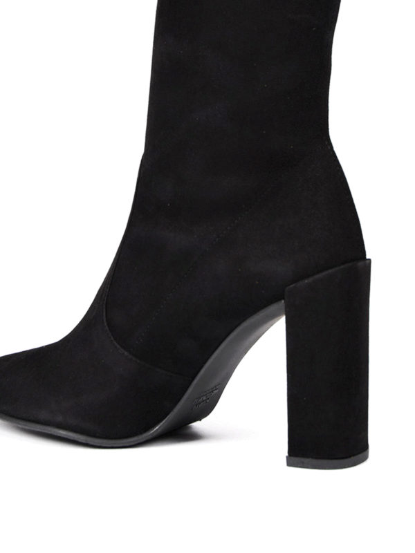 stuart weitzman clinger bootie