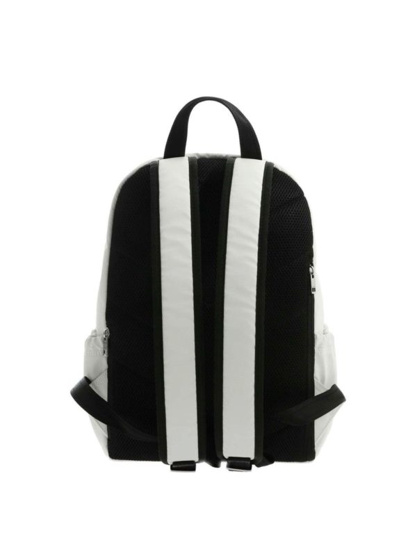 backpack f