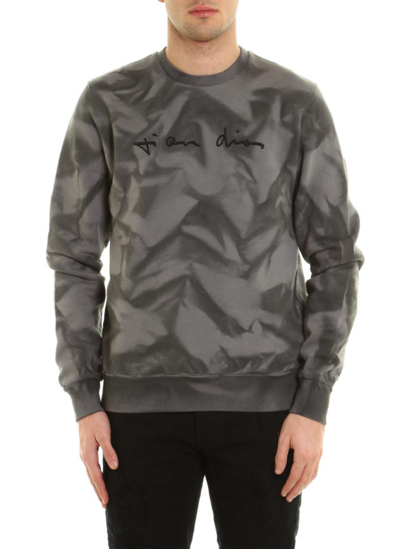 Embroidered shaded sweatshirt 