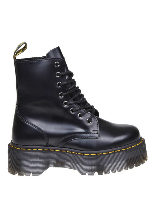dr martens boots