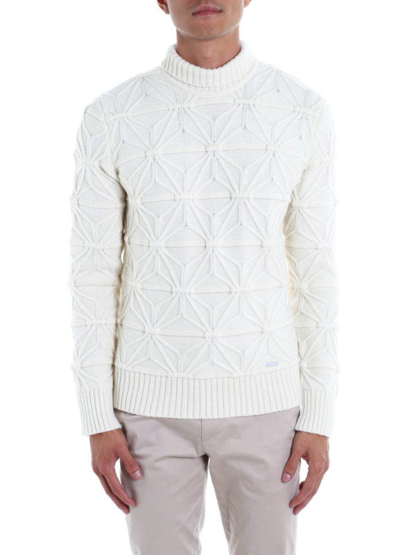 Wool blend textured turtleneck 