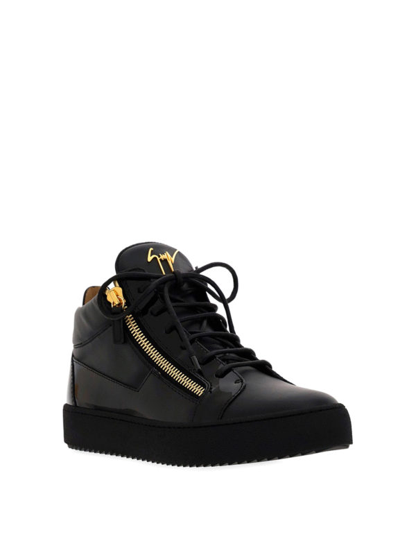 giuseppe zanotti online