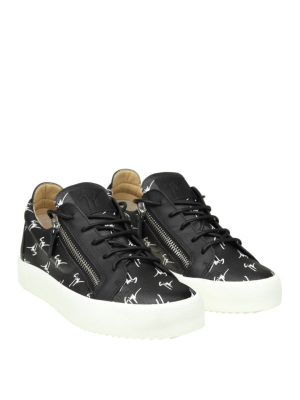 giuseppe zanotti the signature
