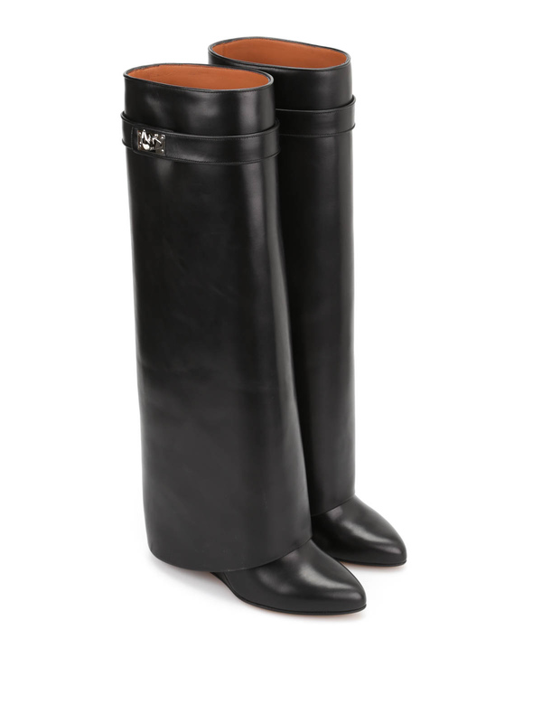 Stivali con dettaglio Shark Lock Givenchy stivali iKRIX