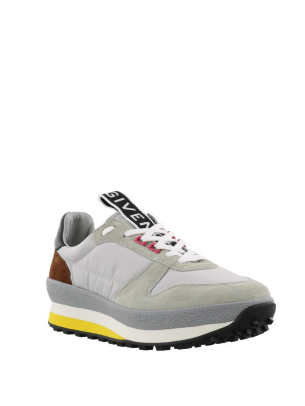 givenchy tr3 runner