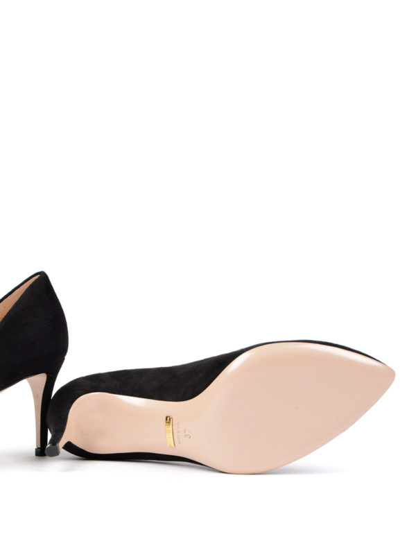 mid stiletto heel