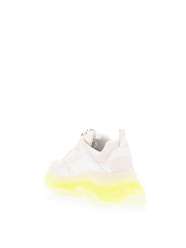 balenciaga trainers triple s