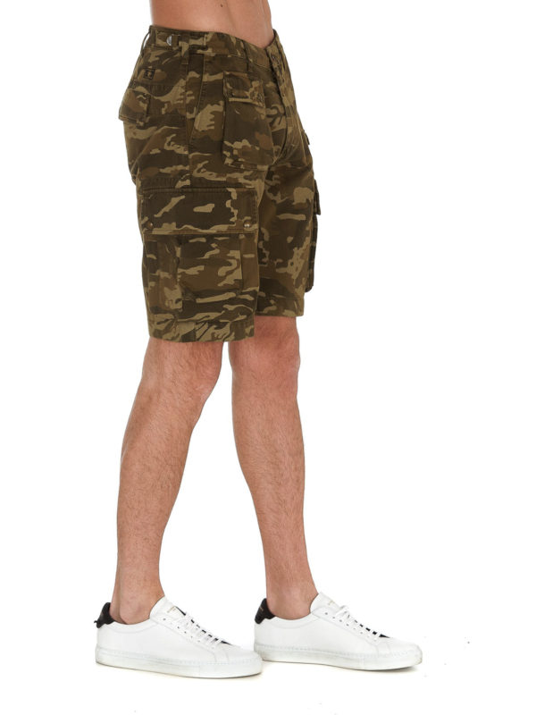Trousers Shorts Belstaff - Camou cargo 