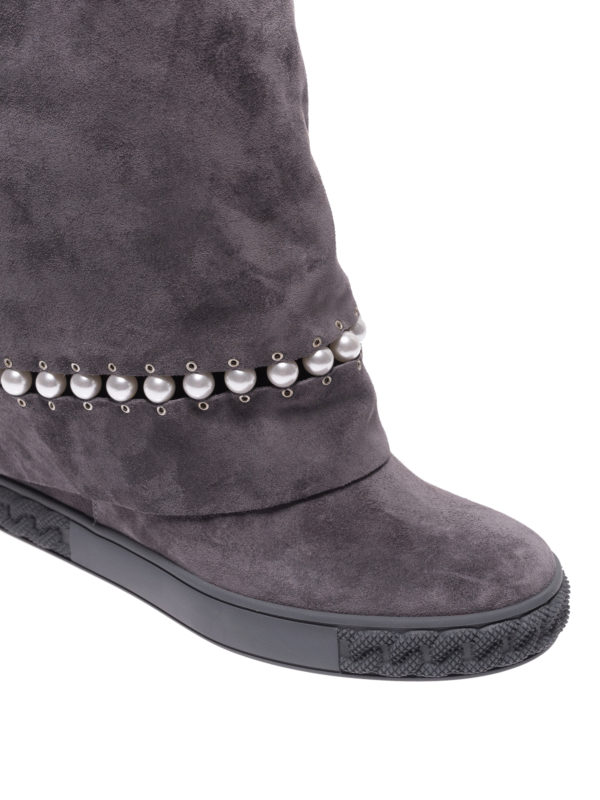 sneaker bottom boots