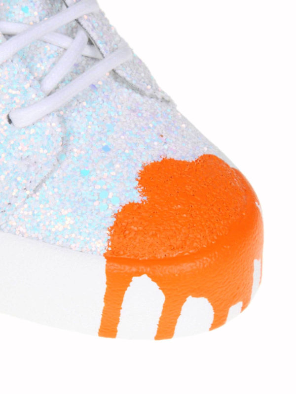 paint for leather trainers