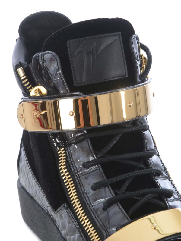 metal plaque straps sneakers 