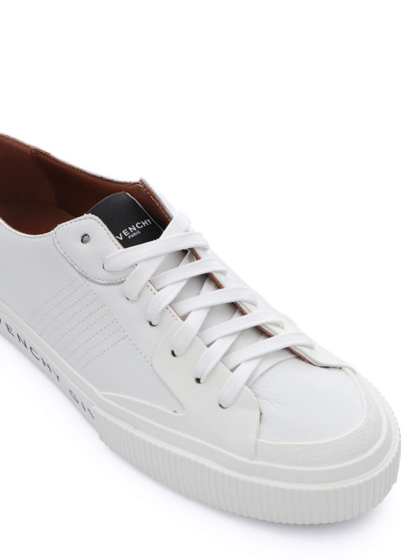 givenchy logo trainers