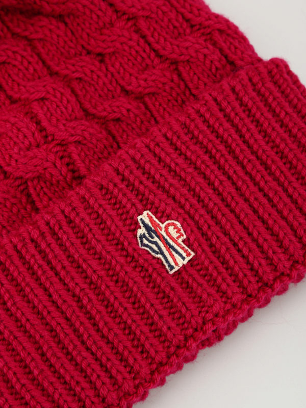 Fur pompom fuchsia cable knit wool 