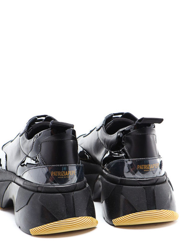 black trainers chunky sole