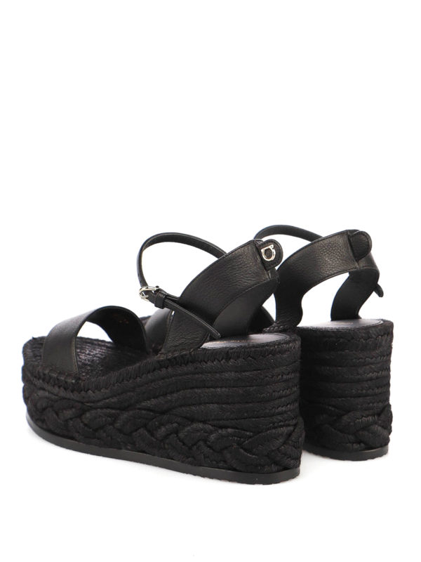 thea sandals