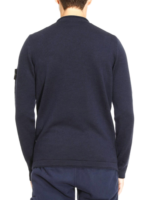 Chest pocket roll neck pullover 