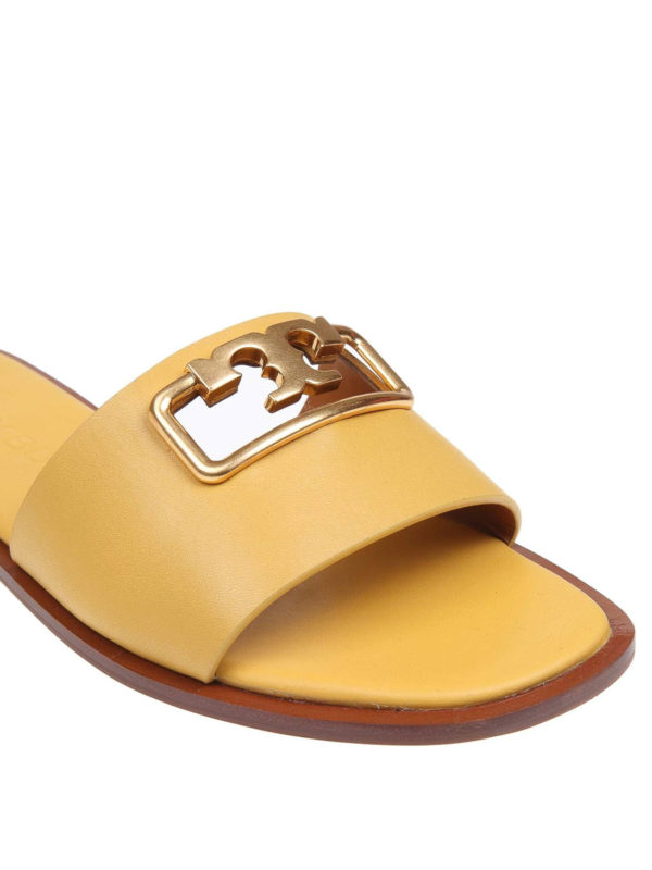 Sandals Tory Burch - Selby slides - 63527703 | Shop online at iKRIX
