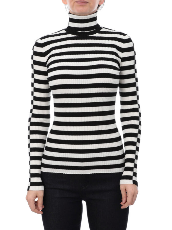 Stripe patterned rib knitted turtleneck 