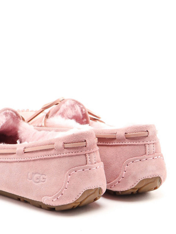 ugg dakota pink