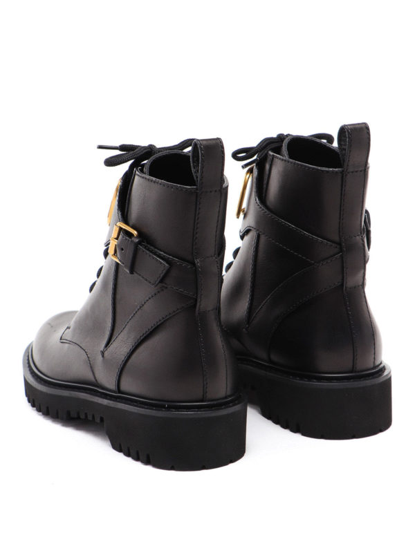 vlogo combat boots