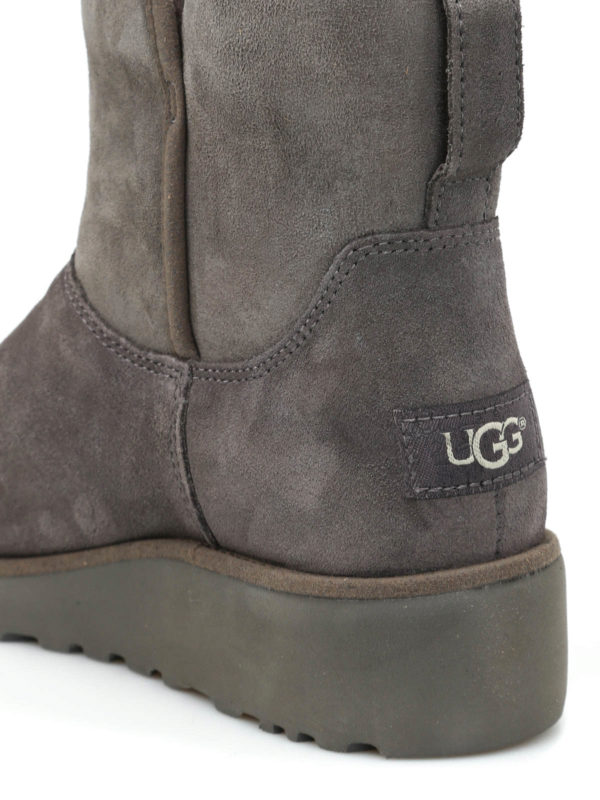 UGG W KRISTIN GRIS Zacaris zapatos online.