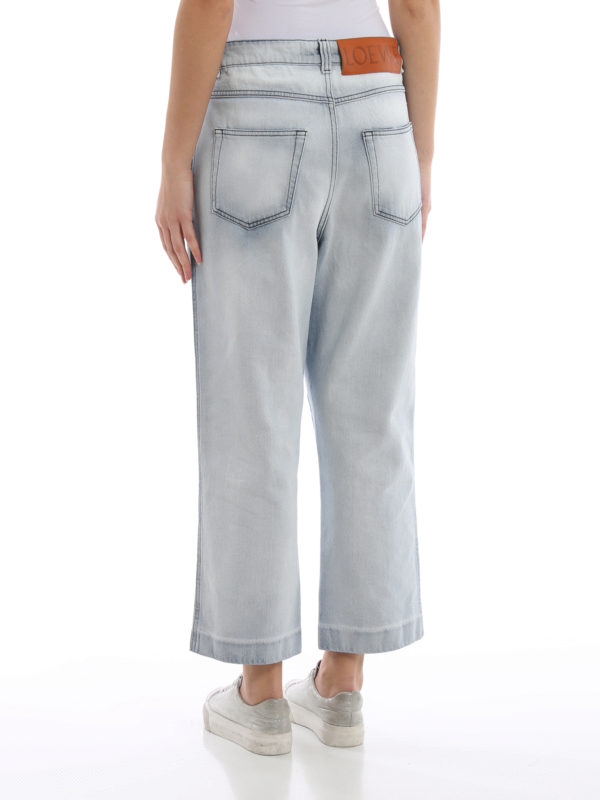 Light wash wide leg cropped jeans 