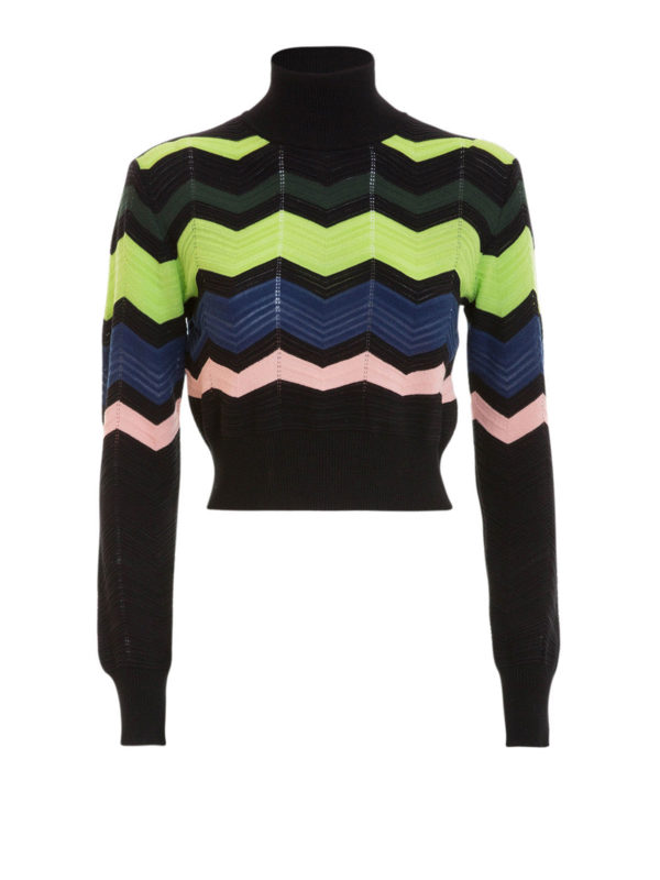 Chevron pattern crop turtleneck 