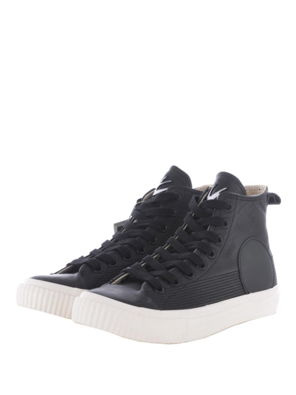 mcq swallow trainers