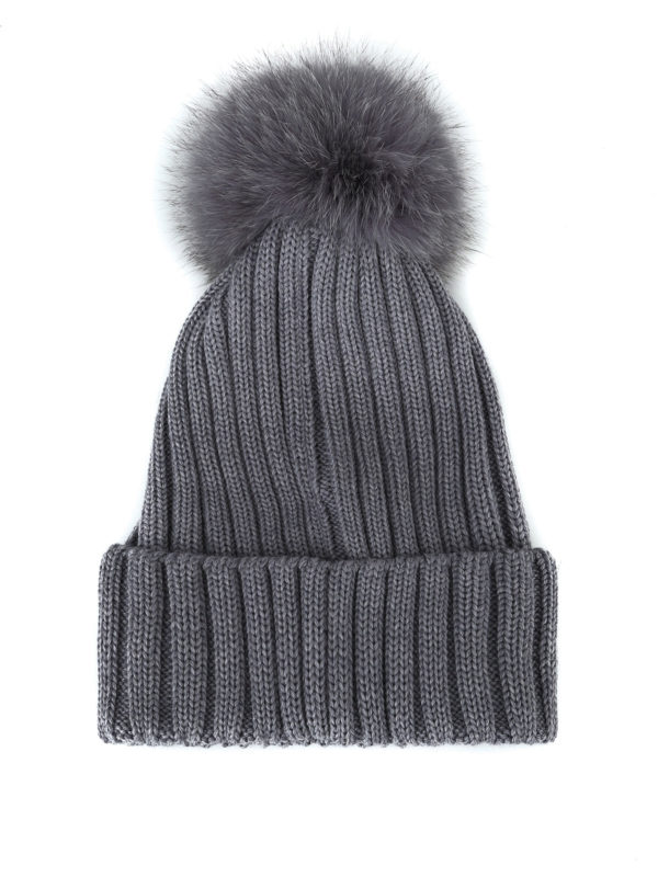 gray beanie with fur pom pom