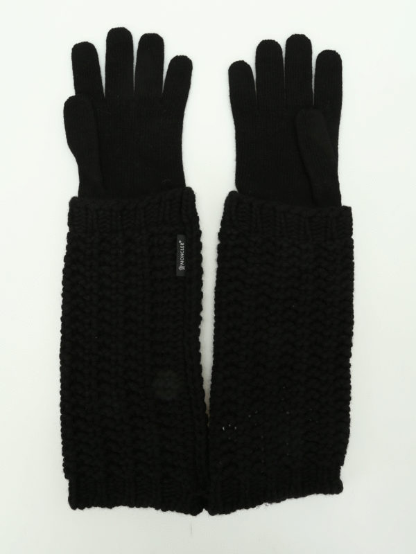 black wool gloves