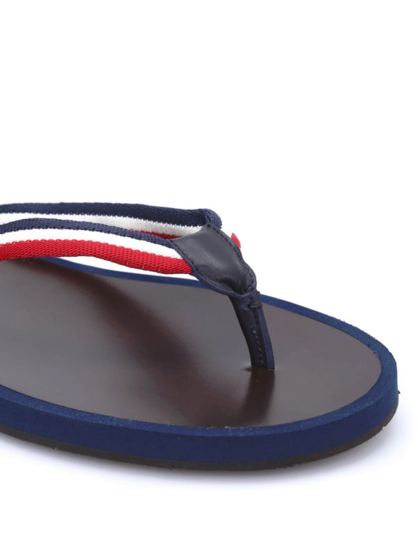 moncler flip flops