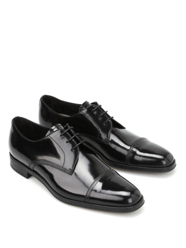 prada plain toe derby