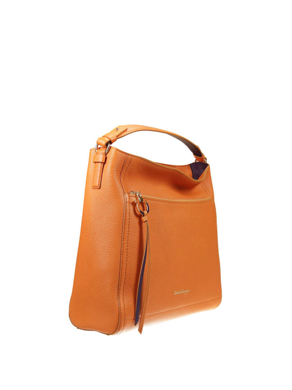 Salvatore Ferragamo - Ally hobo bag - shoulder bags - 21F574629515