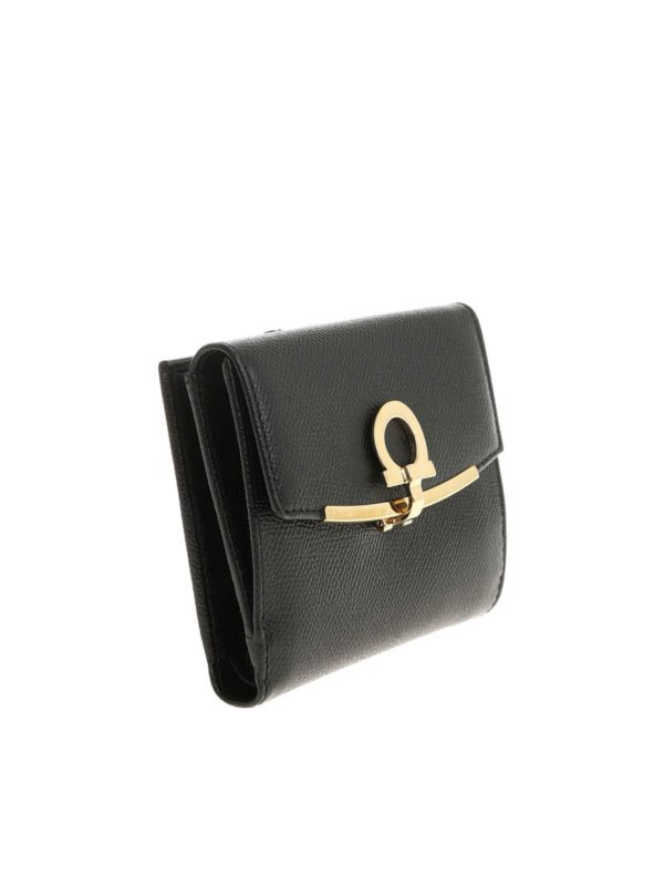 ferragamo purse black