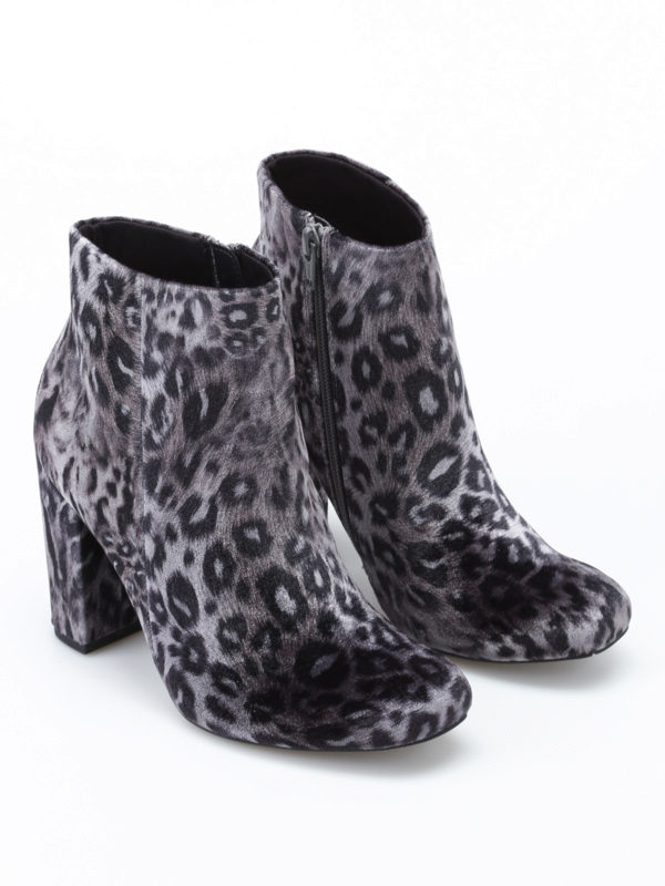 steve madden crushed velvet boots