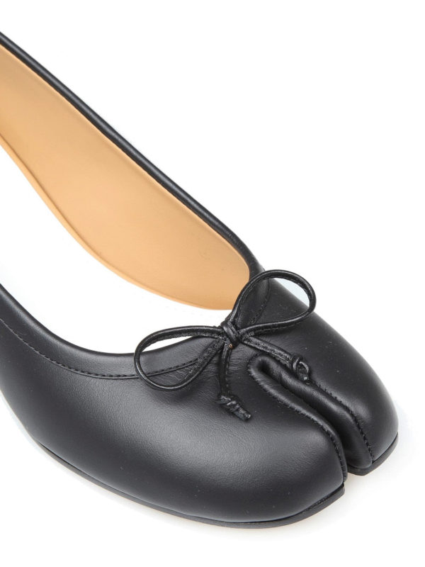 Maison Margiela - Tabi leather ballerinas - flat shoes ...