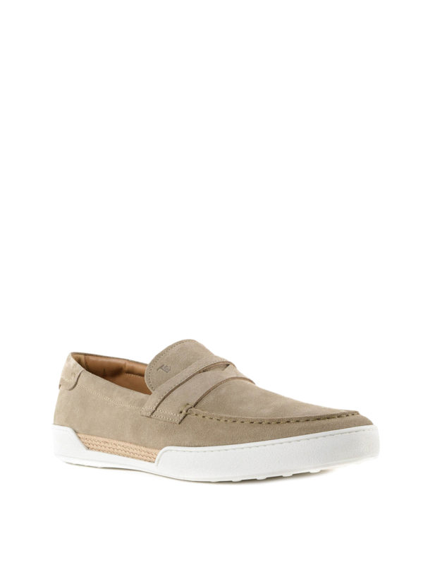 tods beige loafers