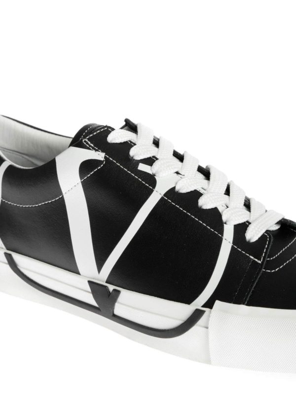 valentino tricks sneaker