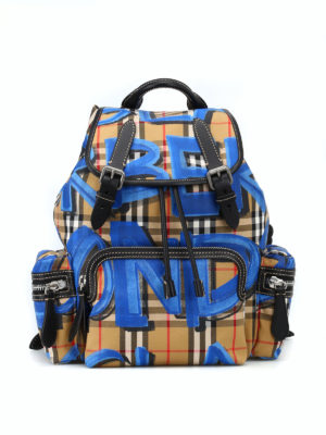 BURBERRY: zaini - Zaino Rucksack in Vintage Check con graffiti