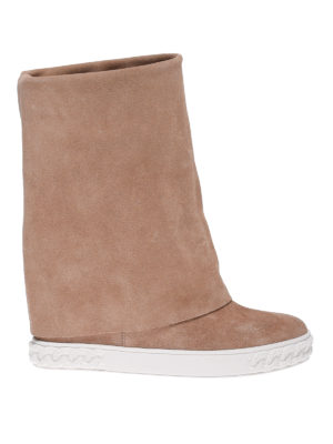 Casadei: stivali - Stivali in camoscio con suola da sneaker