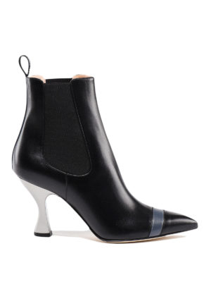 FENDI: tronchetti - Stivaletti in pelle con banda logo